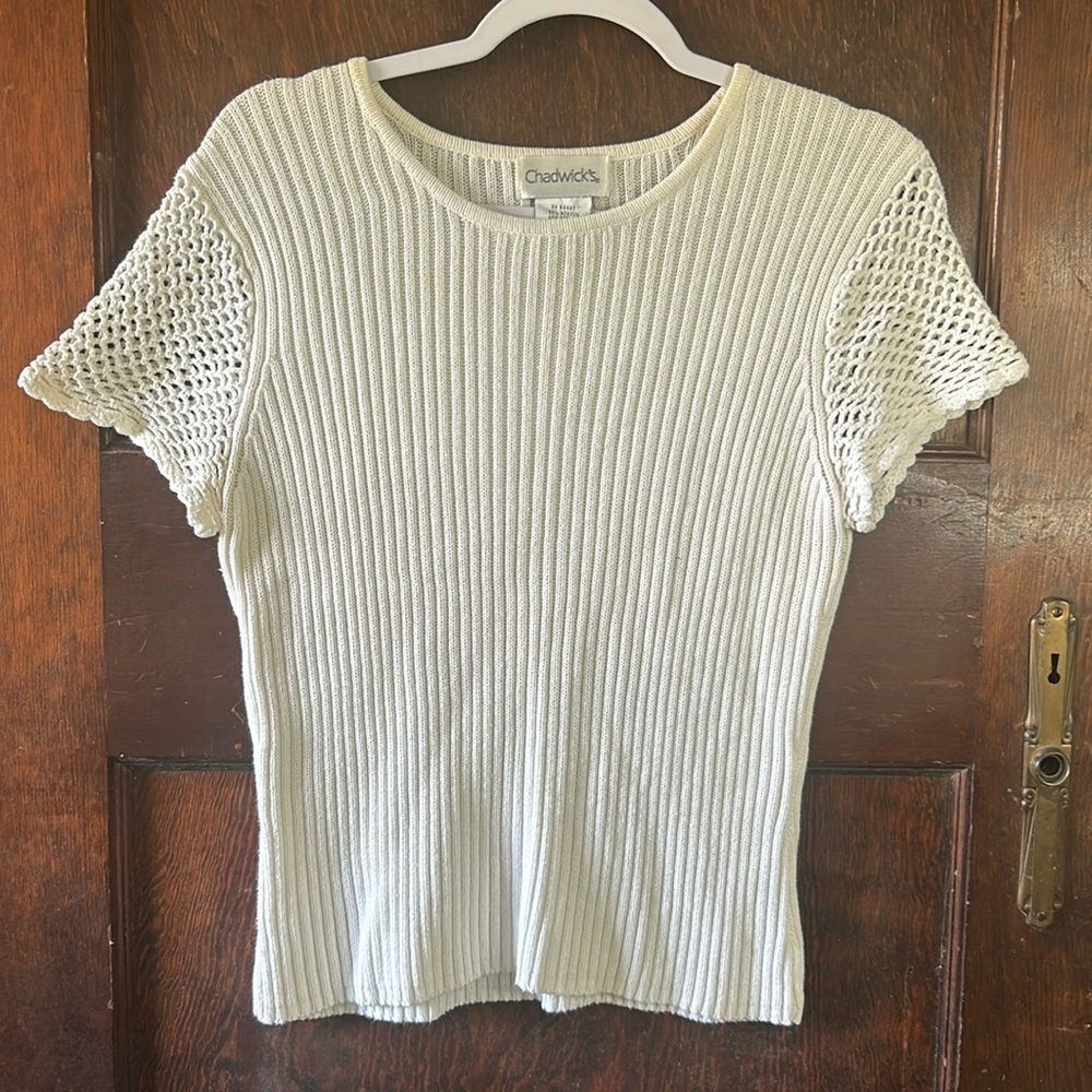 Chadwick’s white top size L